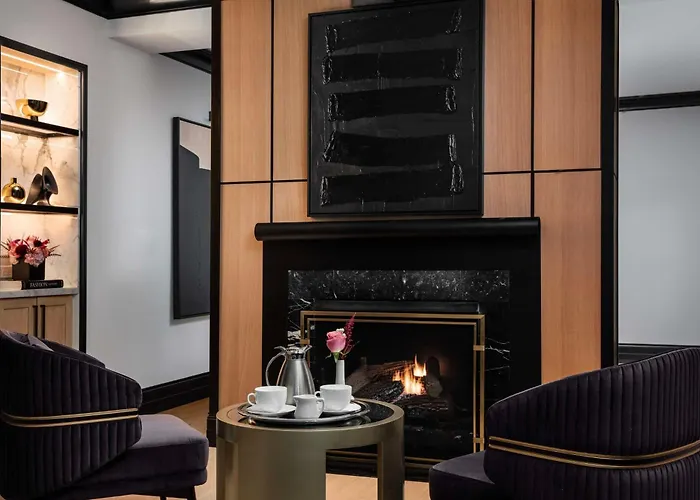 Hotel Waldorf Astoria Chicago