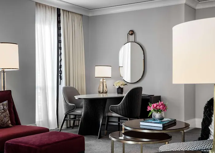 Waldorf Astoria Chicago