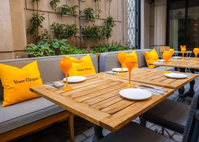 Waldorf Astoria Hotel 5*