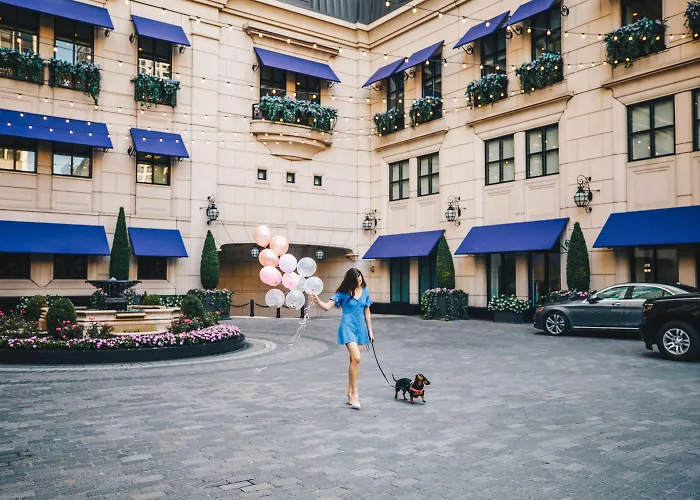 Waldorf Astoria Chicago