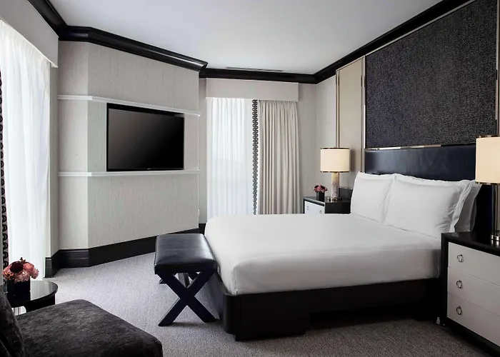 Hotel Waldorf Astoria Chicago